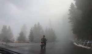 Dense Fog and Frost Grip Uttarakhand, Orange Alerts Issued for Seven Districts
