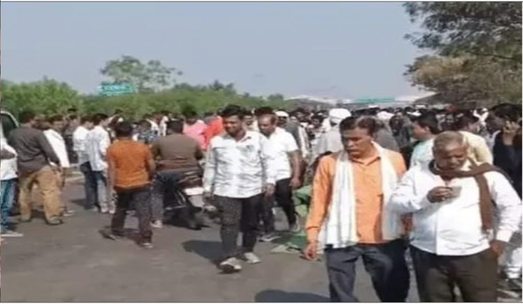 Farmers' protest in MP's Dhar escalates
