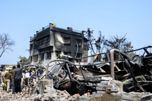 Amid all-round criticism, Bengal Police form SIT to probe fire mishap at Kolkata warehouse 
