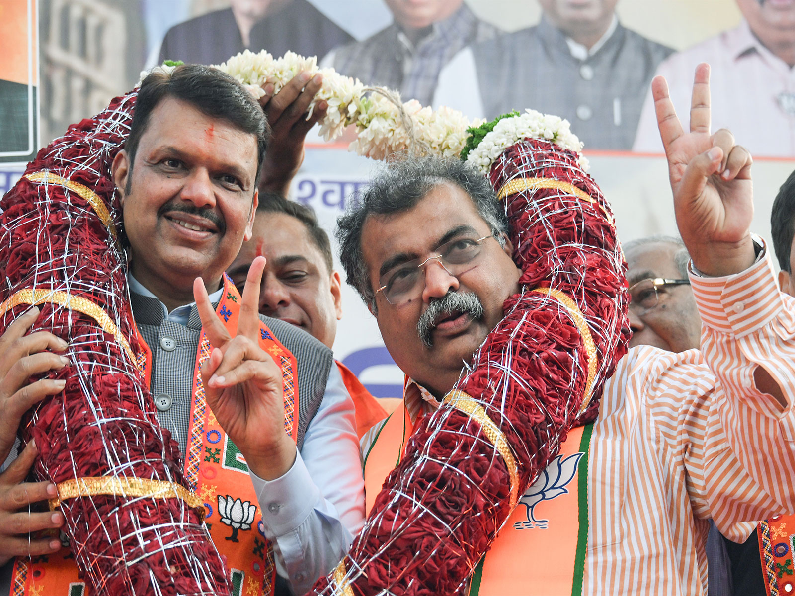 Maharashtra: BJP-Sena Yuti close to halfway mark in BMC polls, ‘Thackeray brand’ trails; Pawar-play fails in Pune