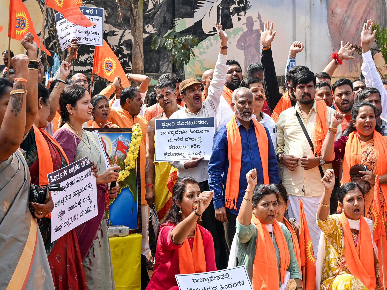 Bangladesh Media reports attack on another Hindu man, set on fire by miscreants in Shariatpur