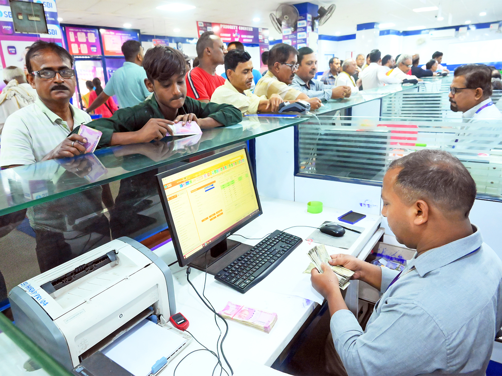 Banks advised to take all steps for smooth functioning of banking operations in wake of day-long strike by unions: Sources