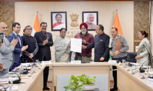 Delhi govt releases Rs 500 crore to MCD for dust mitigation