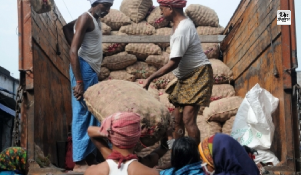 Food inflation for farm and rural labourers stays in negative zone during December