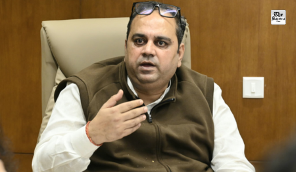 Delhi govt expands dialysis services at Dwarka hospital 