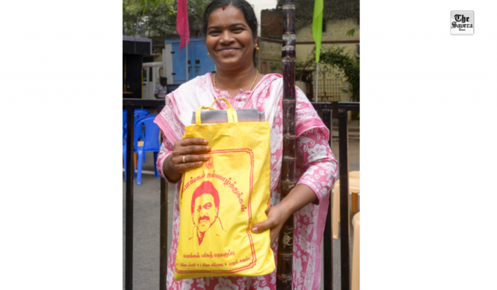 Pongal gift: TN announces Rs 3,000 cash for rice ration card holders