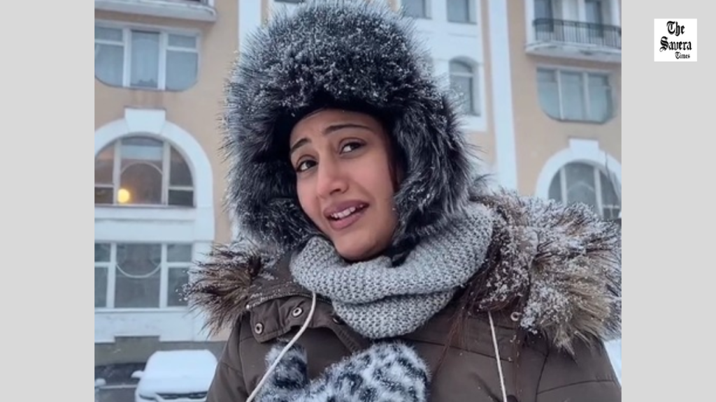 Surbhi Chandna Misses Mumbai’s Vada Pao While Abroad