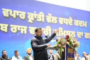 Local markets will be upgraded & long-pending small issues of shopkeepers will be resolved on priority: Arvind Kejriwal