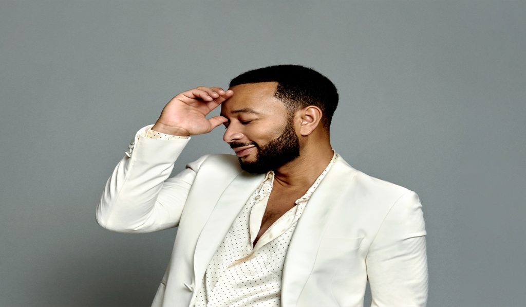 John Legend shares picture with ish 4 kids from family vacation