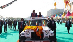 PM Modi, German Chancellor Merz share festive moments at International Kite Festival