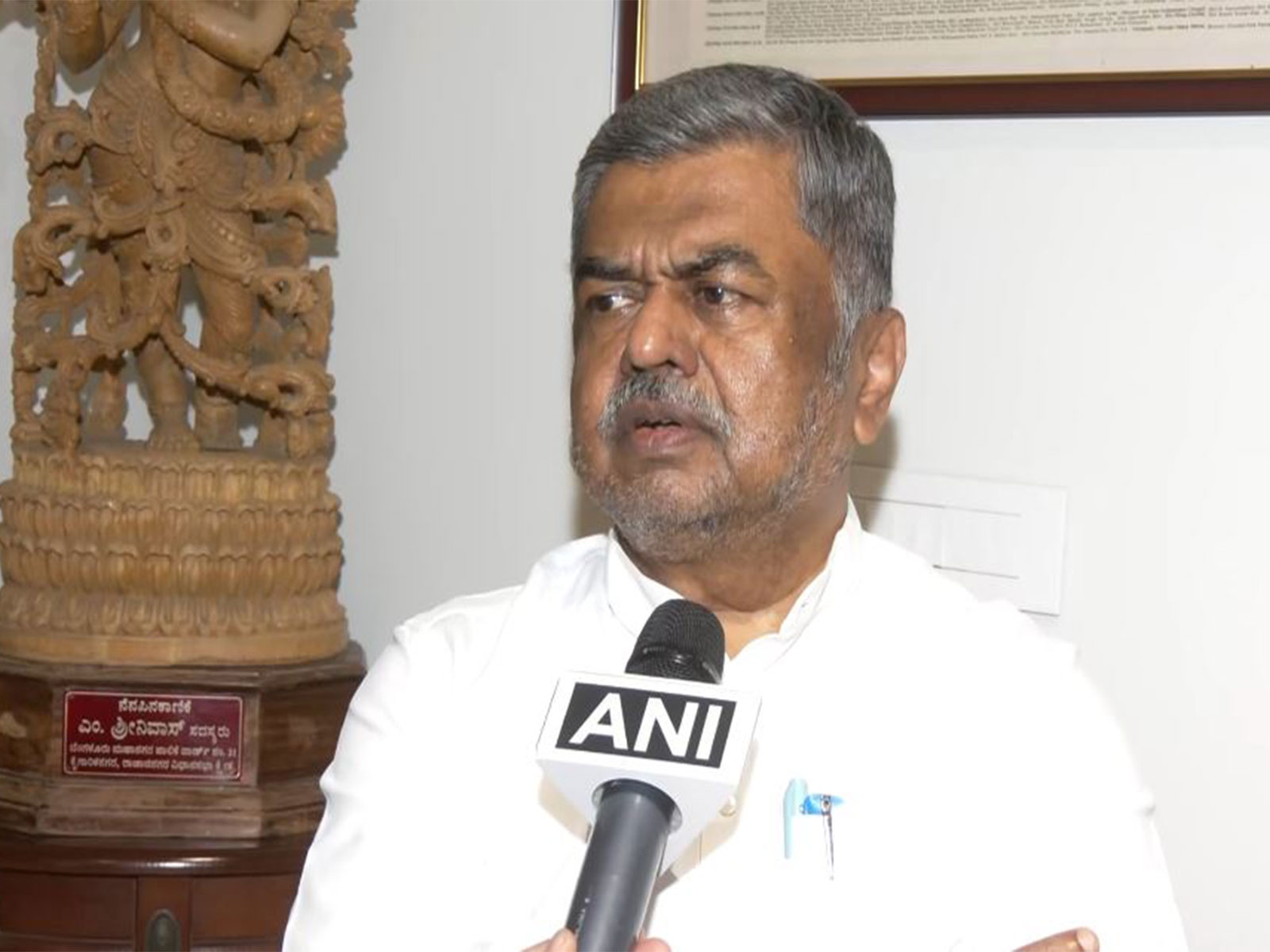 DK Shivakumar is like a railway engine which makes a lot of noise: Congress leader BK Hariprasad