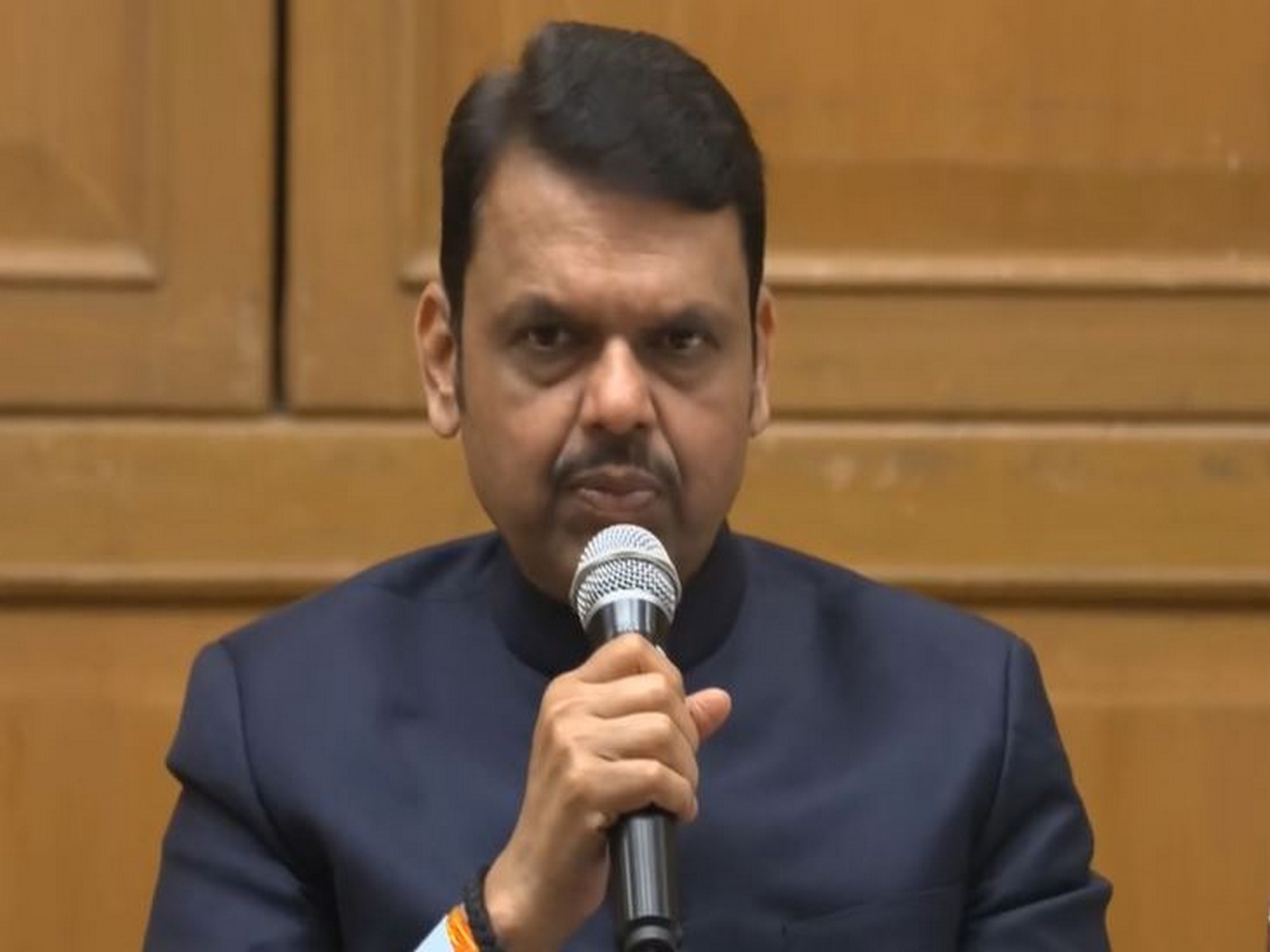 Devendra Fadnavis Announces Budget Session, Unveils AI-4-Agri Conference Plans