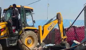 Bareilly: Administration Demolishes Illegal Mosque Built on Village Community Land