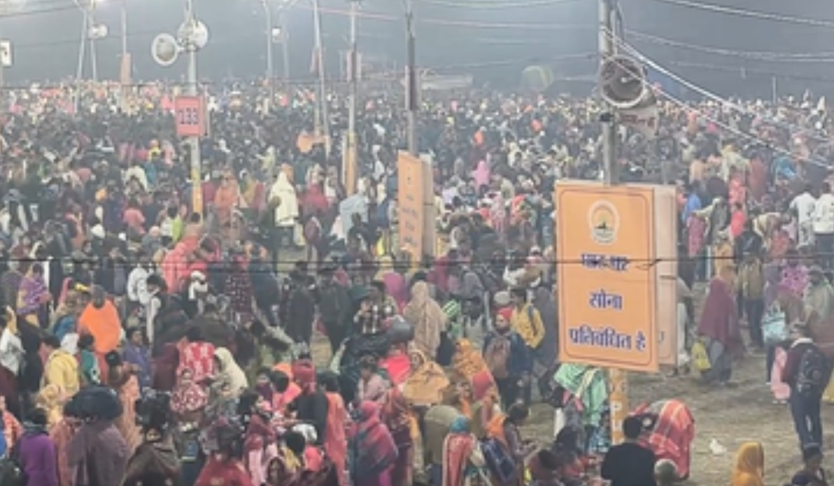 Maghi Purnima: Lakhs take holy dip across country, massive turnout at Prayagraj Sangam