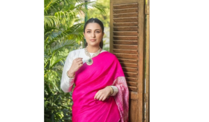 ‘Mamma’ Parineeti Chopra stuns in pink saree as she steps out for 2 hours