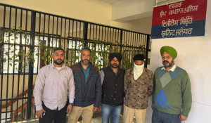Vigilance Bureau nabs Naib Court red handed accepting bribe of Rs 8000/-