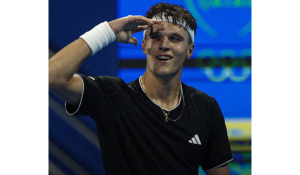 Mensik Stuns Sinner in Doha, Sets Semi-Final Clash with Fils