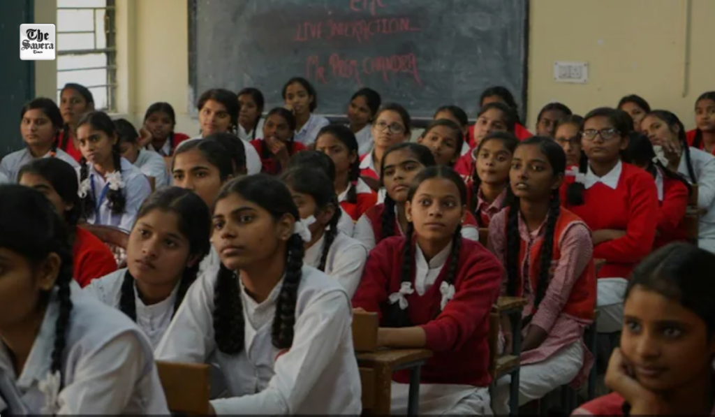Karnataka considering banning mobile phone use for students under 16