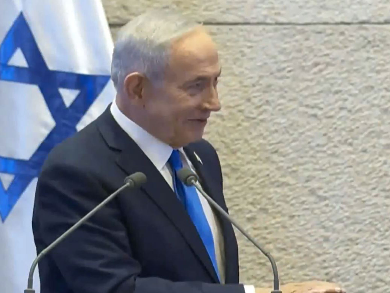PM Modi Receives Standing Ovation at Israeli Knesset, Netanyahu Hails “Brother”