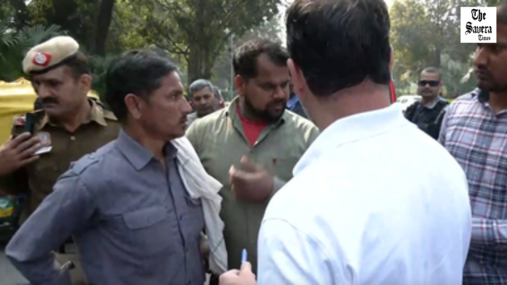 Rahul Gandhi Checks Accident Victim Before Bhopal Trip