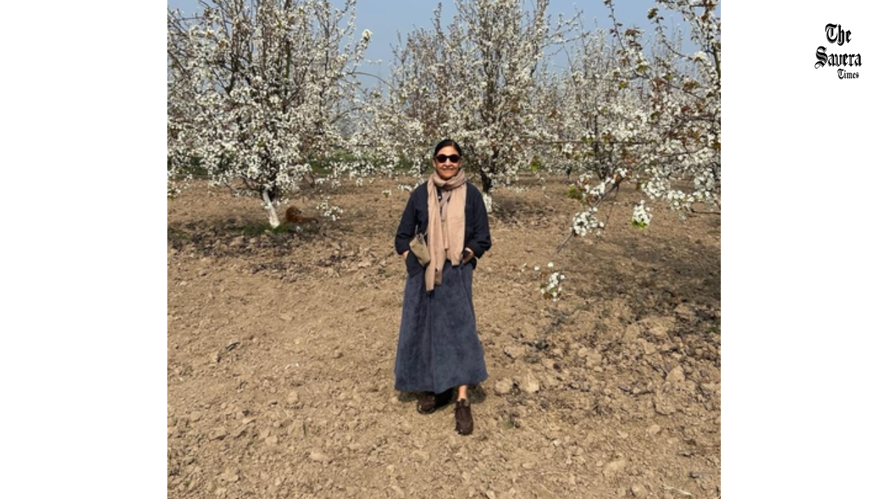 Deepti Naval Delights in Punjab Fields, Shares Pictures Online