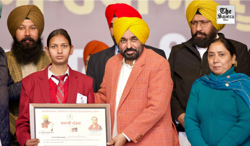 Bhagwant Mann Govt distributes ₹271 crore in scholarships to 2.7 lakh Dalit students under Mission Rangla Punjab