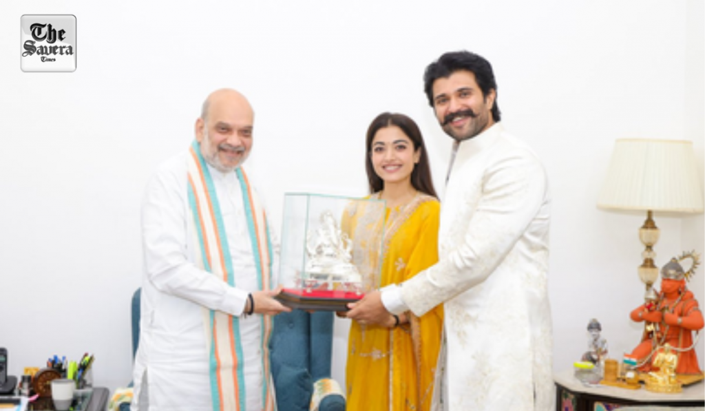 Vijay Deverakonda-Rashmika Mandanna receive a beautiful Ganesh idol from Home Minister Amit Shah