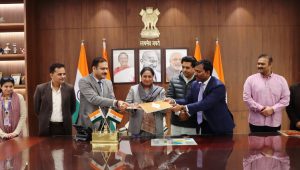 Chief Minister Rekha Gupta Leads Delhi to Become First State to Partner with Bharat Taxi for Cooperative Cab Services