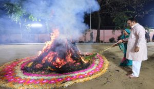 Rajasthan CM Bhajanlal Sharma Performs Holi Puja at His Residence