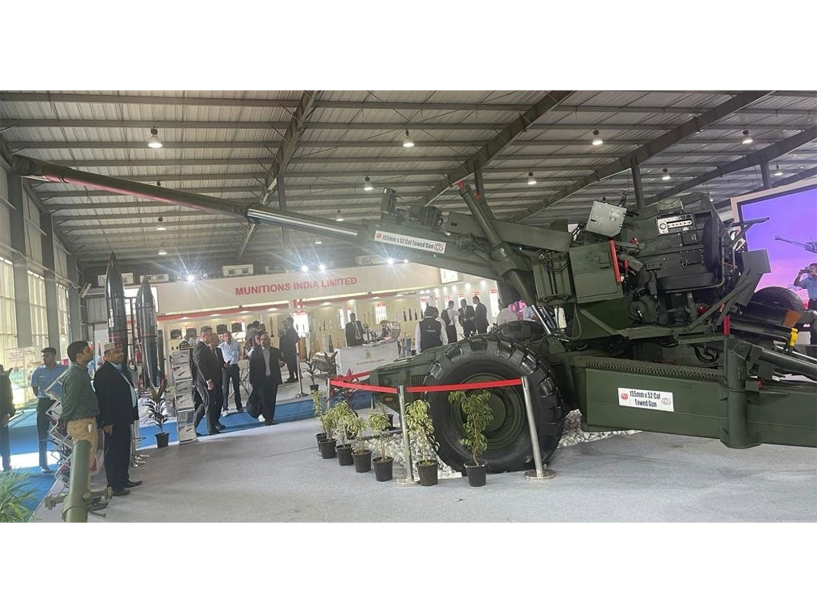 Indian Army to place orders for 300 indigenous Dhanush Howitzers