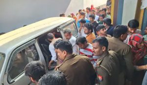 Meerut Horror: 17-Year-Old Nephew Shoots Aunt Dead, Surrenders at Police Station