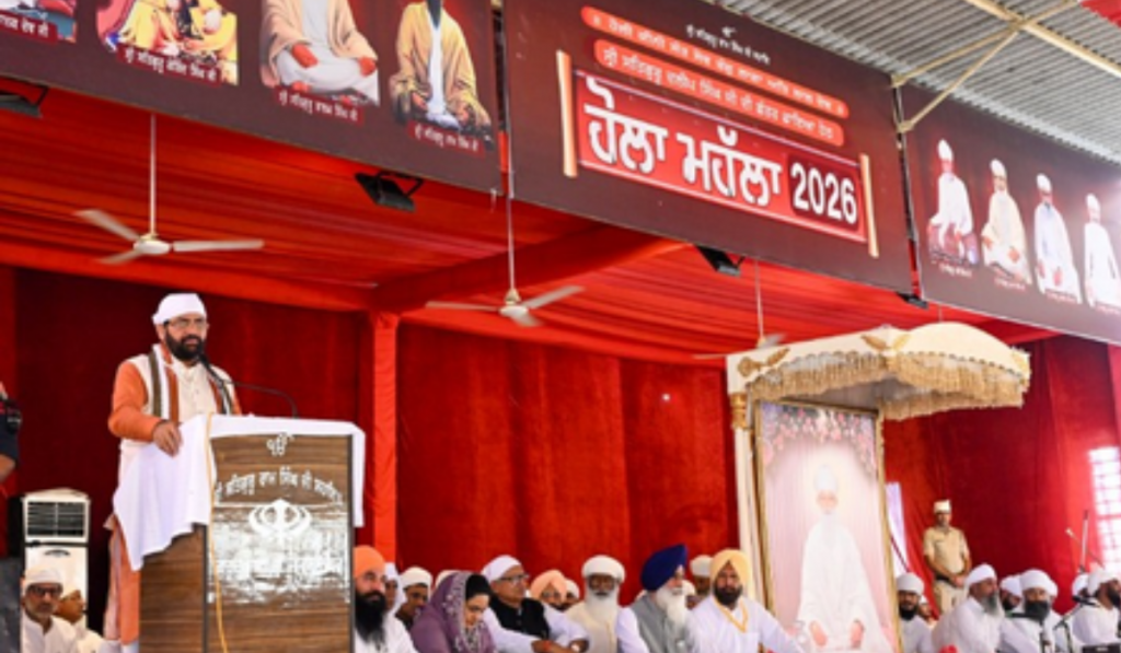 Haryana CM Nayab Singh Saini Seeks Blessings at Hola Mohalla Event in Sirsa