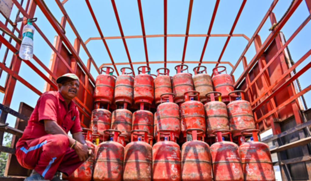 India's LPG Shield: Government Measures Ensure Uninterrupted Domestic Supply Amid Global Disruptions
