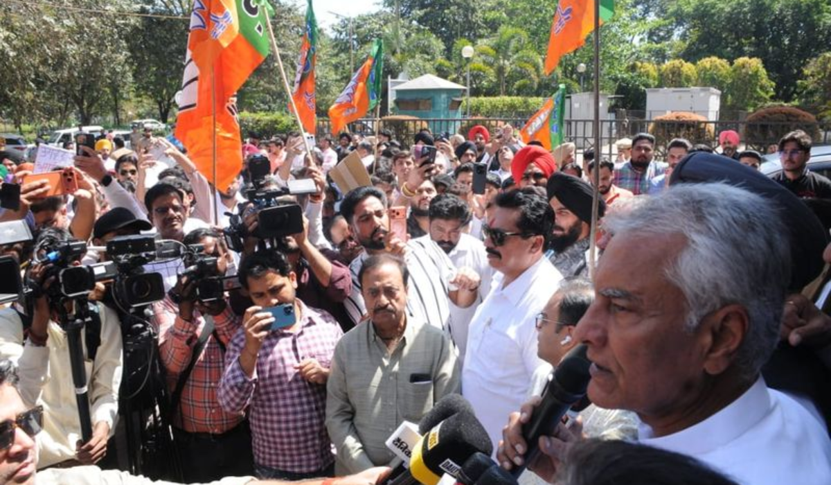Joint Opposition Protest in Chandigarh Over Randhawa Suicide Case