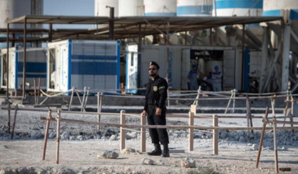 Iran Warns of Wider Retaliation if US Targets Power Facilities
