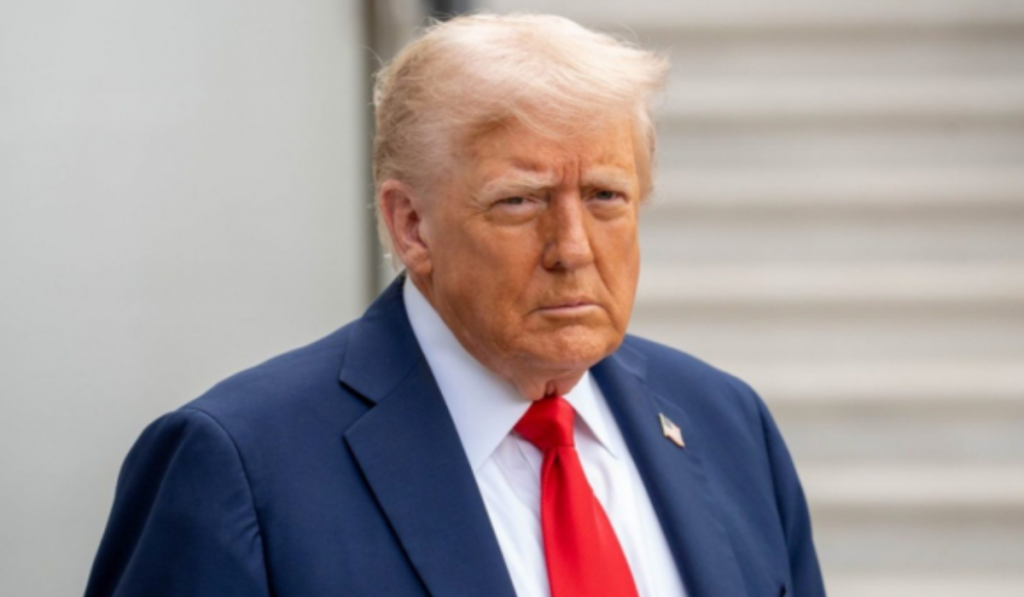 Trump Extends Deadline for Iran to Reopen Strait of Hormuz to April 6