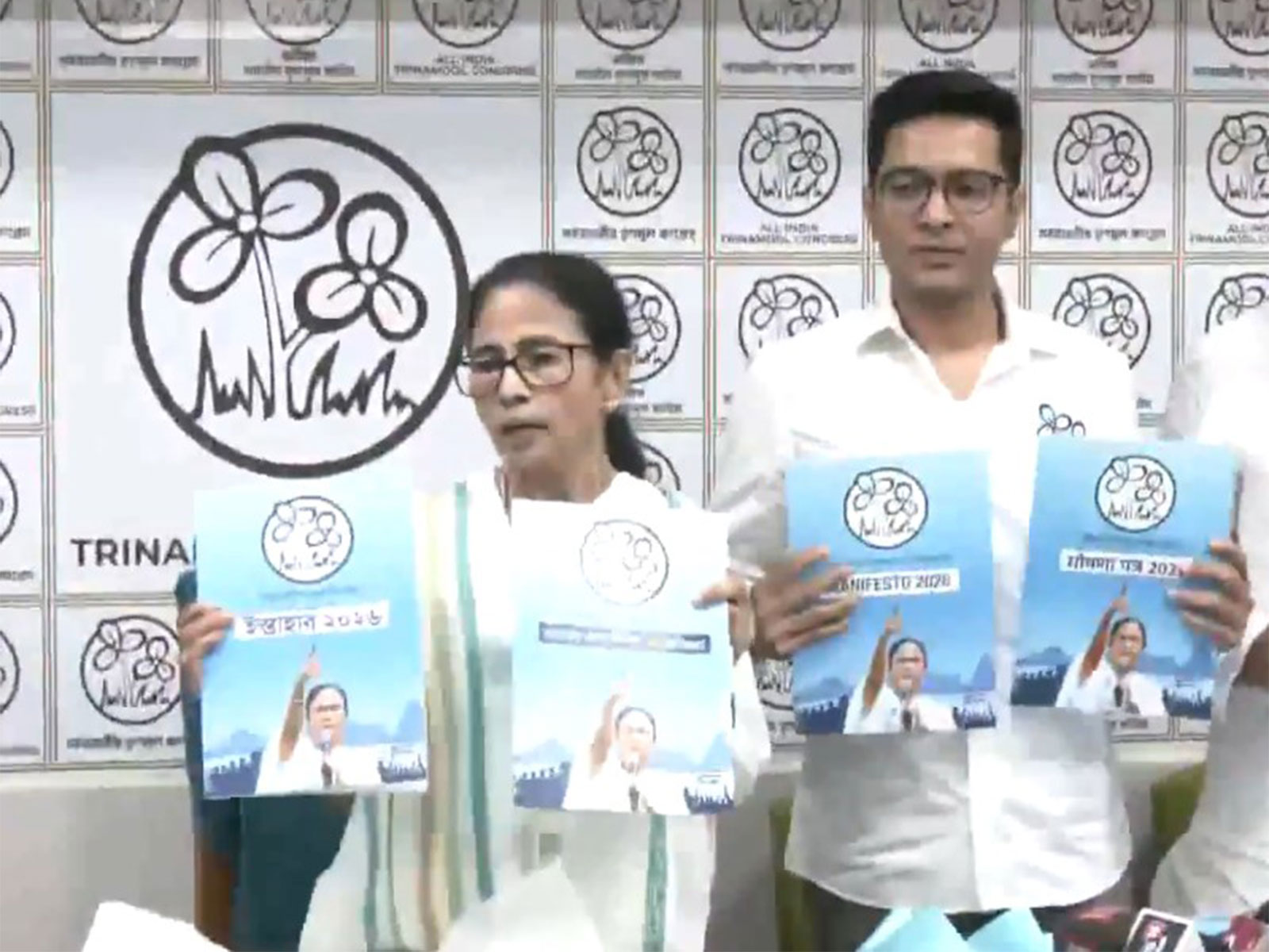 Mamata Banerjee launches TMC manifesto, takes “Sabka Vinash” jibe at PM Modi