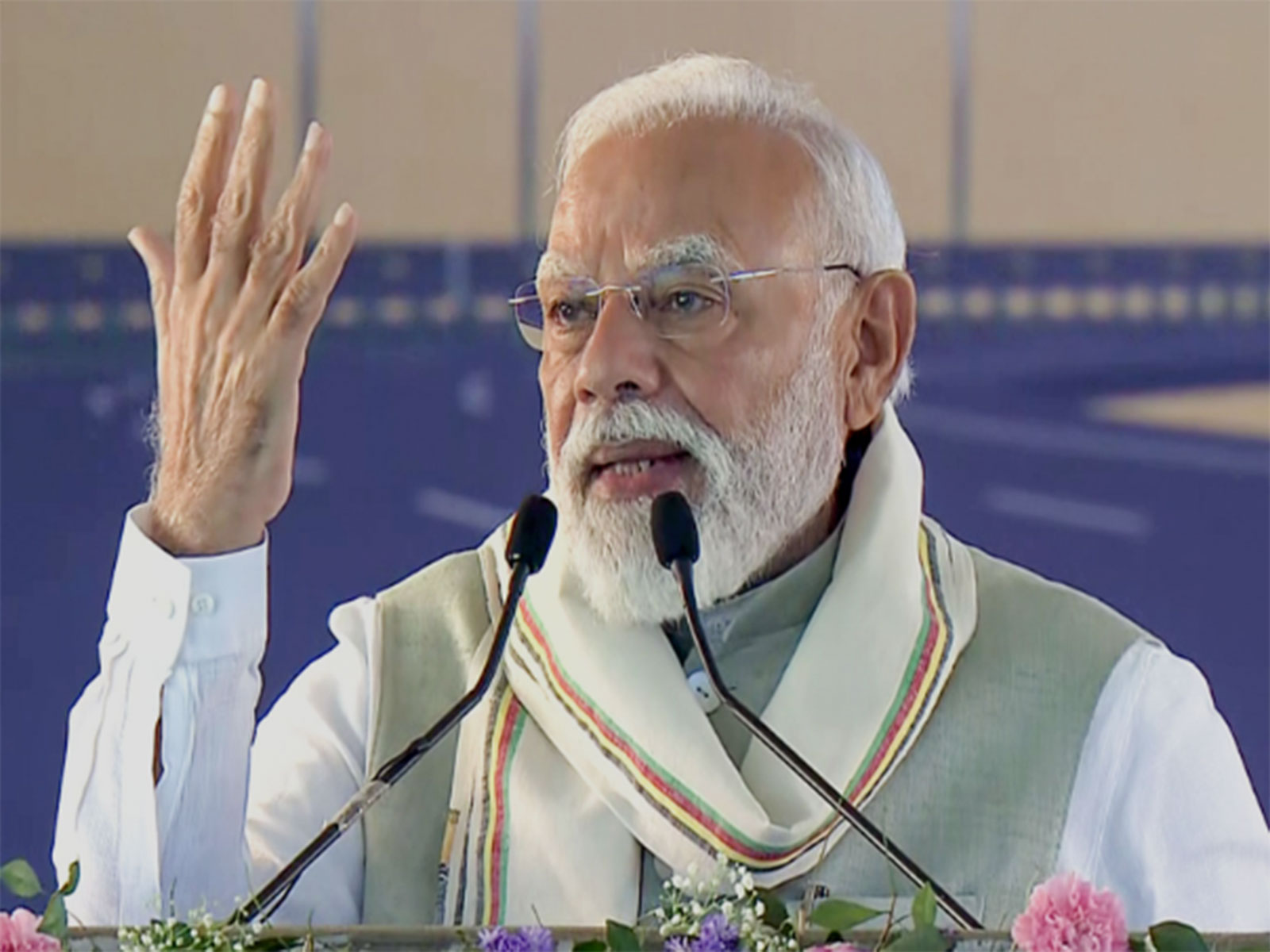 “Ruthless govt putting brakes on development”: PM Modi lambasts Trinamool Congress