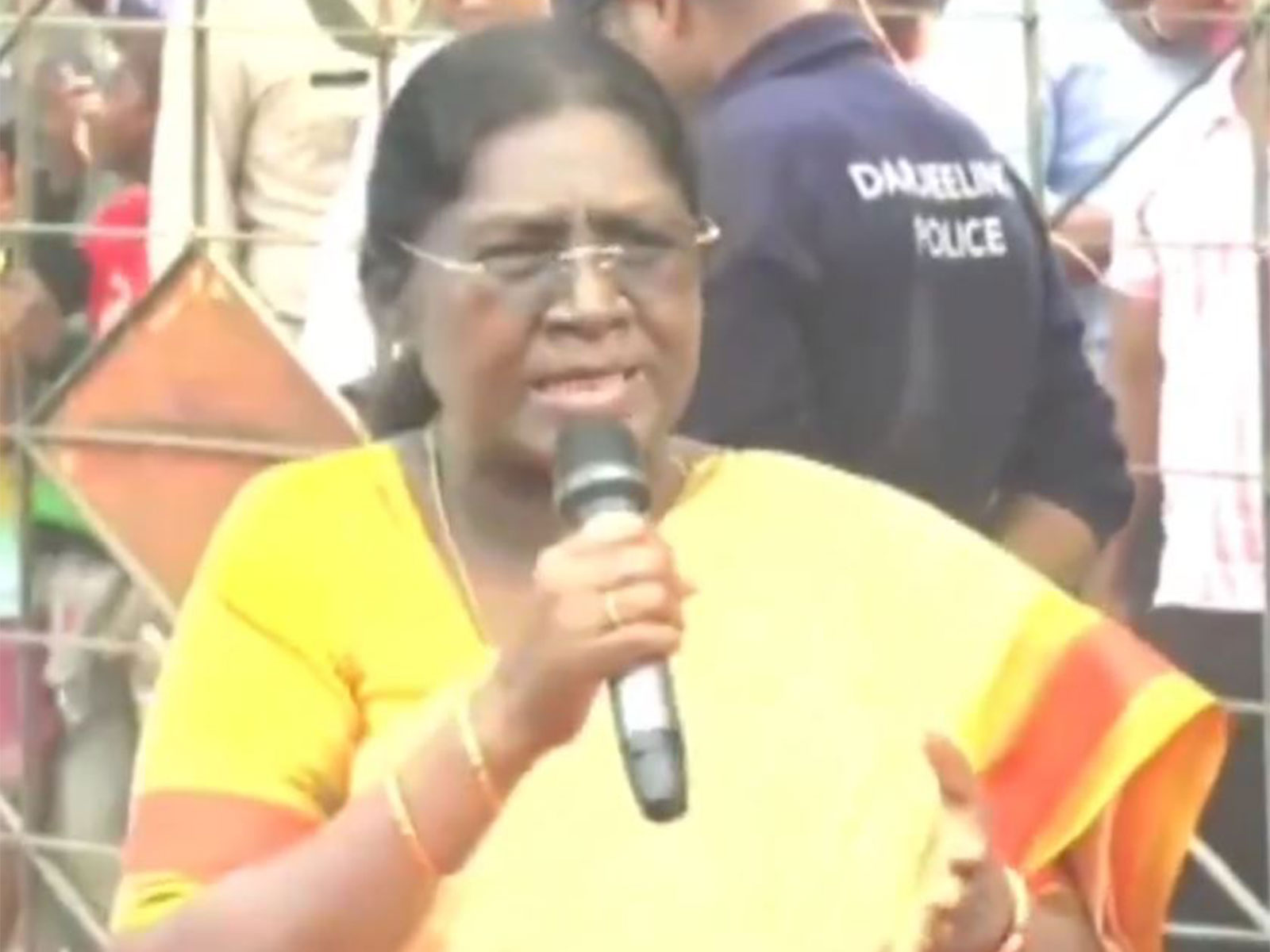 President Murmu questions Mamata’s absence at Santal Conference in Darjeeling