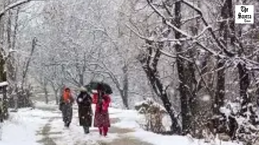 Snowfall in J&K hills, heatwave in Rajasthan and MP