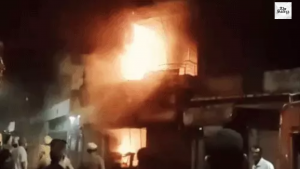 Retired teacher dies in fire after smoke fills Pali home