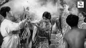 First Bollywood Holi Song Debuted in 1940 Film Aurat