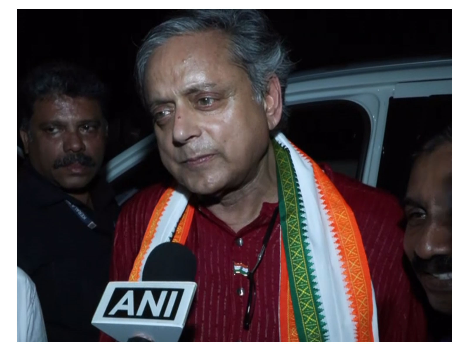 “Message of change, hope”: Shashi Tharoor on Congress strategy for Kerala polls; says ‘happy to welcome’ CM Vijayan, PM Modi in Palakkad