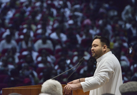 Tejashwi Yadav expressed confidence in winning RS seat after meeting Akhtarul Iman​
