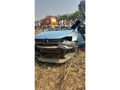 Three students dead, one critical after car crash on Pune-Mumbai Expressway