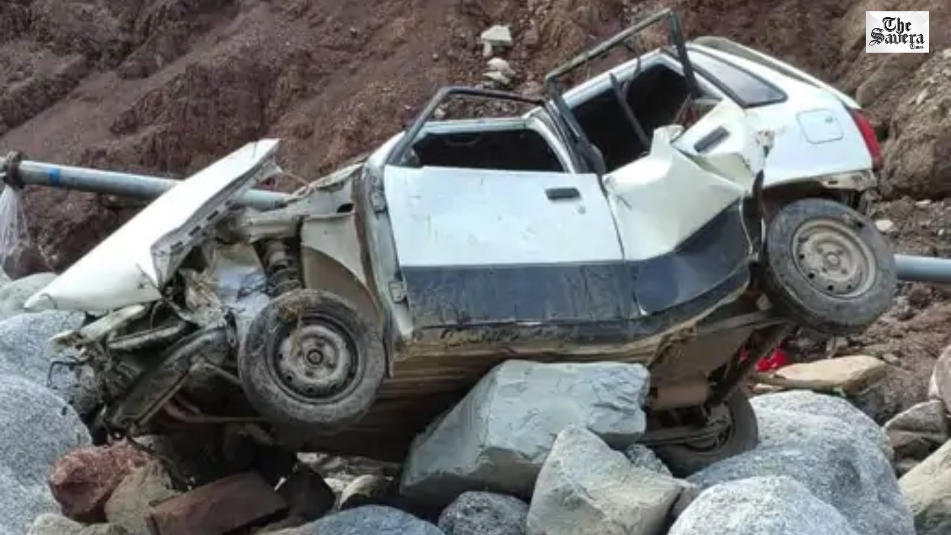 Car Falls into Ditch in Shahpur, Three Dead Including Teacher