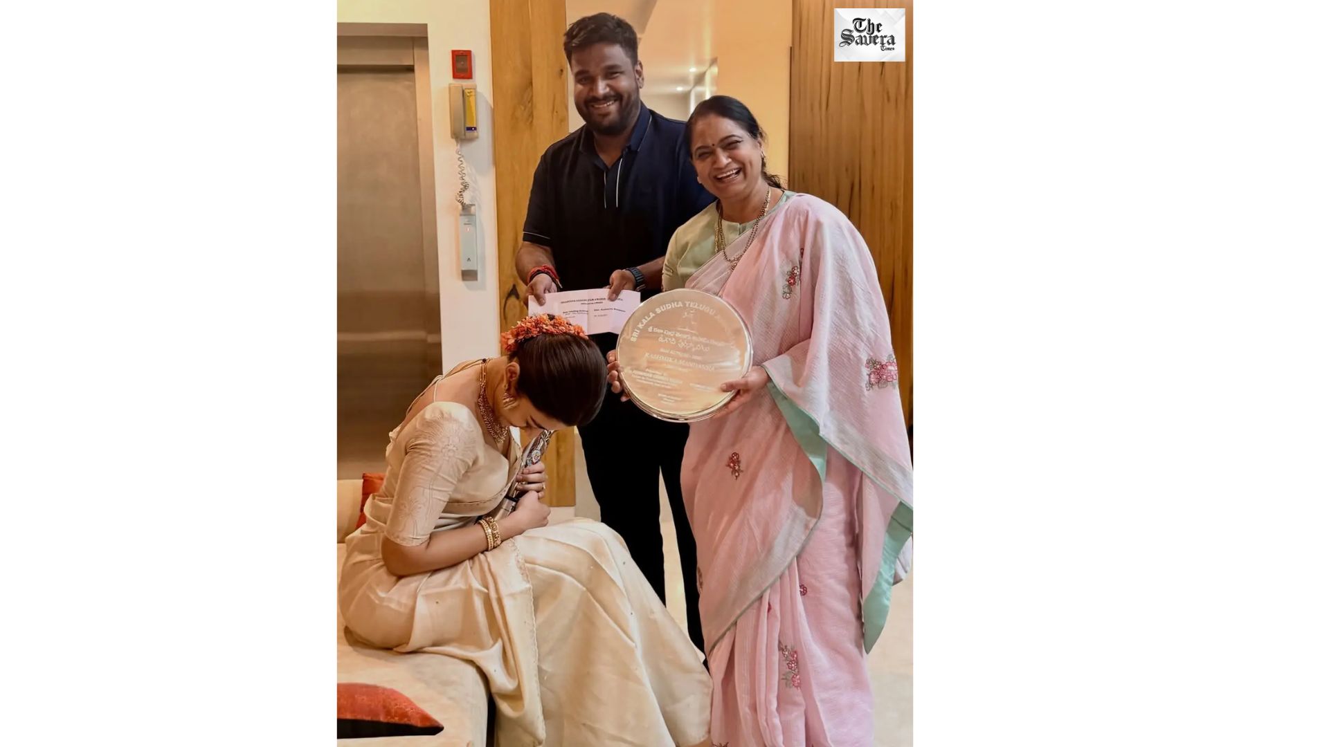 Rashmika’s Mother-in-Law Shines at Telangana Gaddar Awards