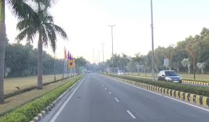High winds clear Delhi-NCR’s air putting most areas in Yellow Zone; temp continues to rise