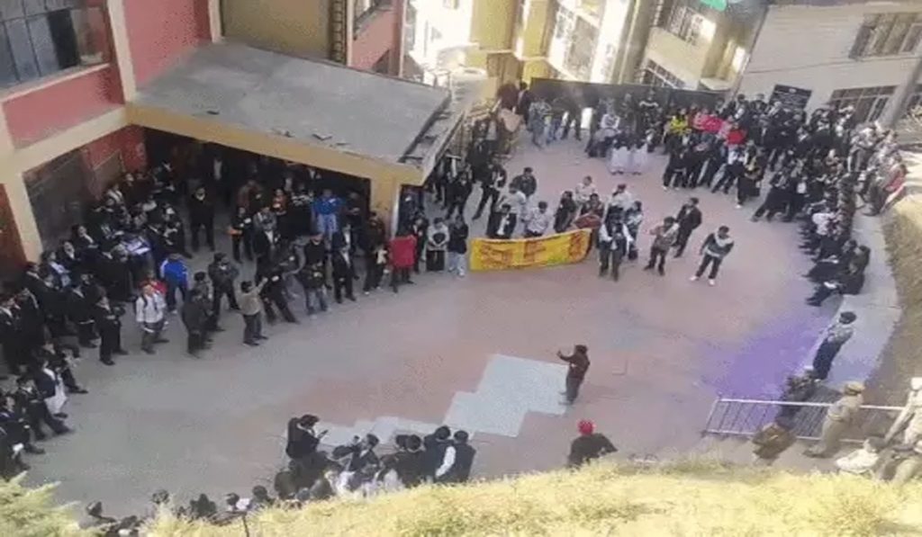 HPU Shimla Student Stabbing Sparks SFI Protest