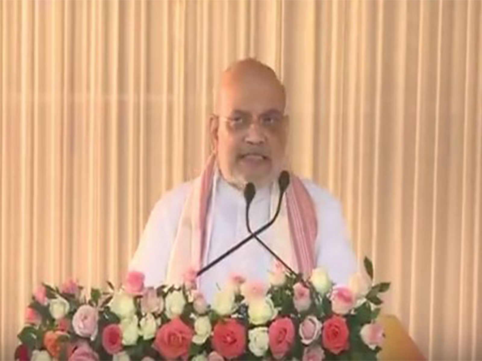 Amit Shah accuses Nehru-Gandhi family of neglecting Assam